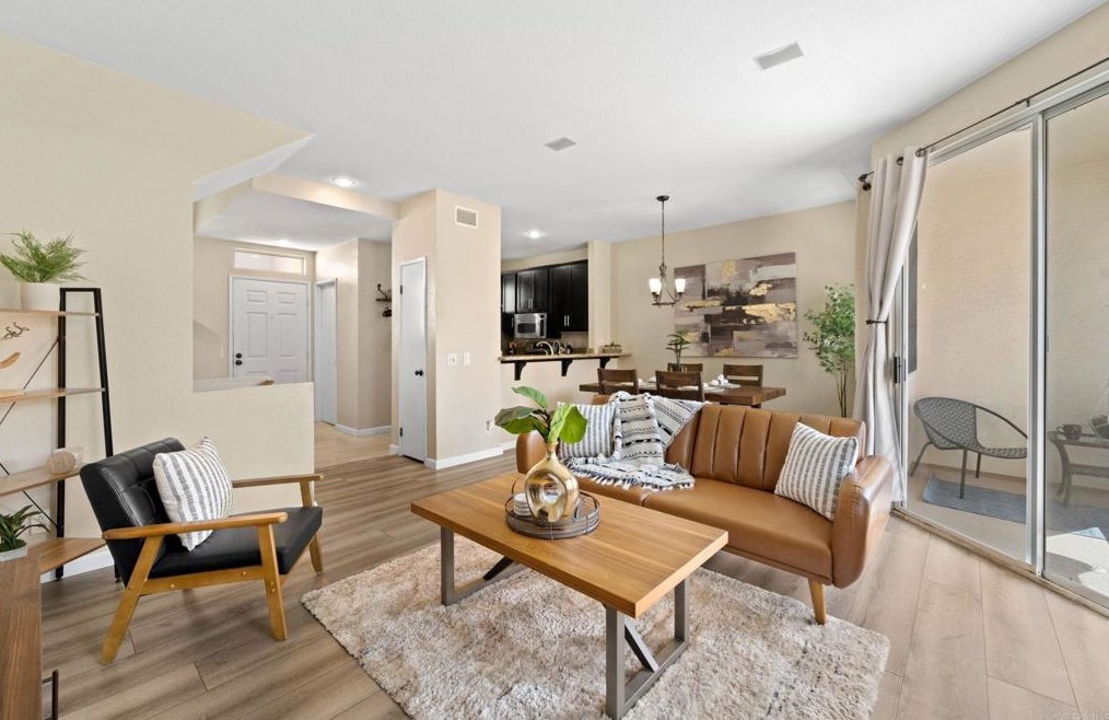 6131 Calle Mariselda #109, San Diego, CA 92124