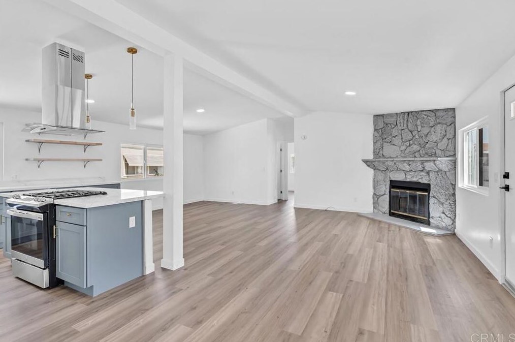 10770 Black Mountain Rd, San Diego CA  92126-2927 exterior