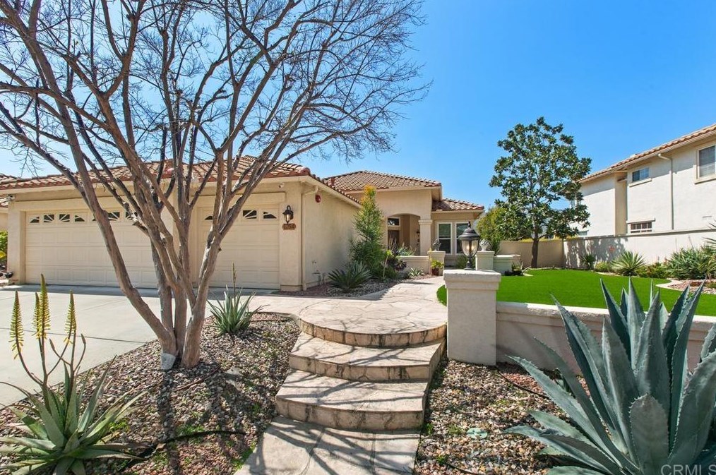 1754 Corte De Las Piedras, El Cajon, CA 92019-2858