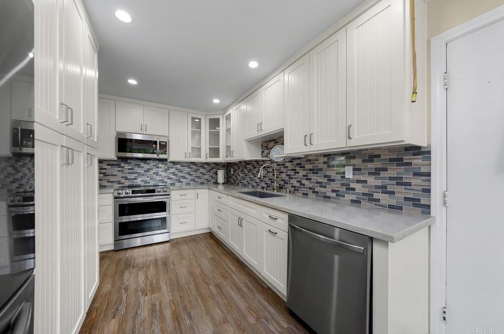 10316 Elmdale Dr, Spring Valley, CA 91977