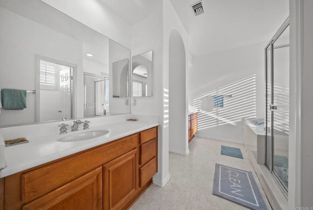 544 Rocking Horse Dr, Chula Vista CA  91914-4154 exterior