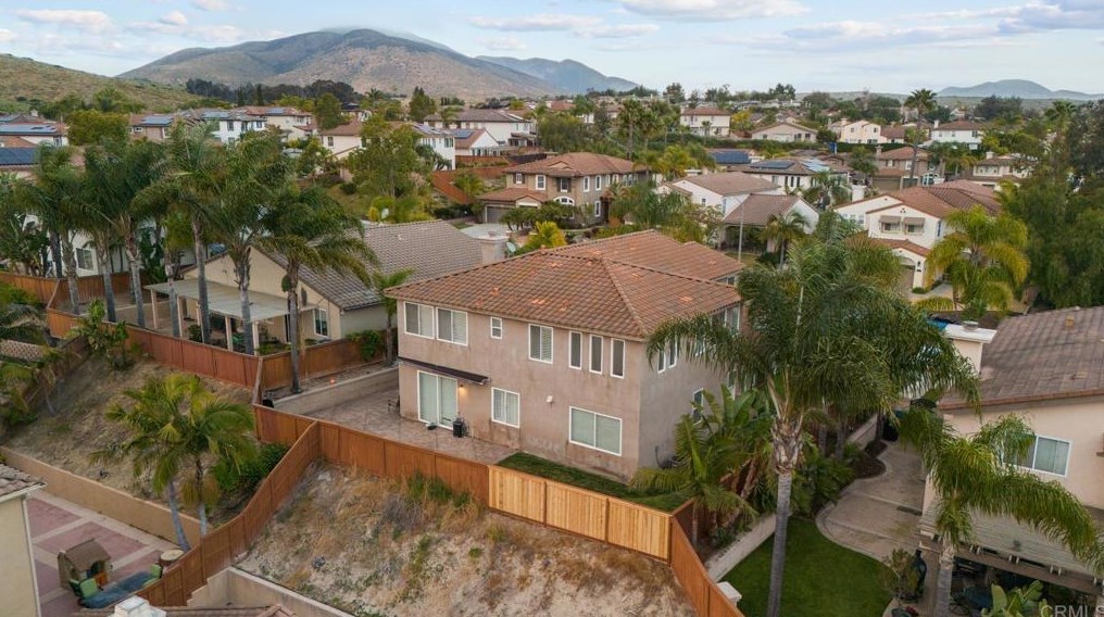 544 Rocking Horse Dr, Chula Vista CA  91914-4154 exterior