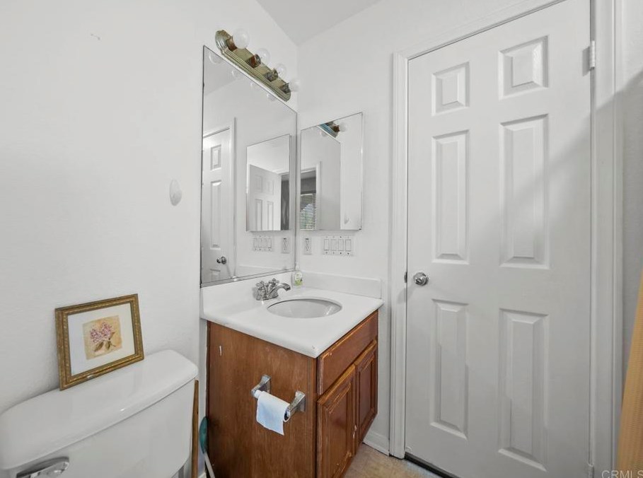 544 Rocking Horse Dr, Chula Vista CA  91914-4154 exterior