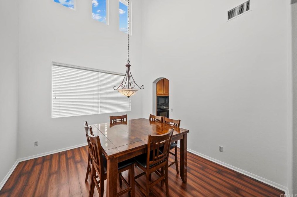 544 Rocking Horse Dr, Chula Vista CA  91914-4154 exterior