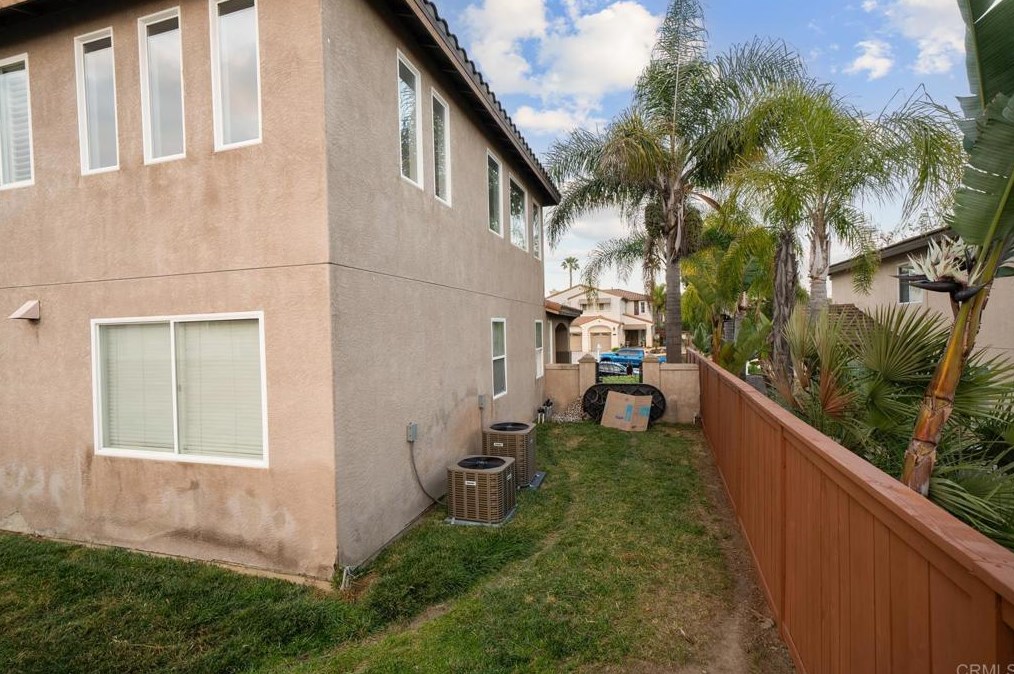 544 Rocking Horse Dr, Chula Vista CA  91914-4154 exterior