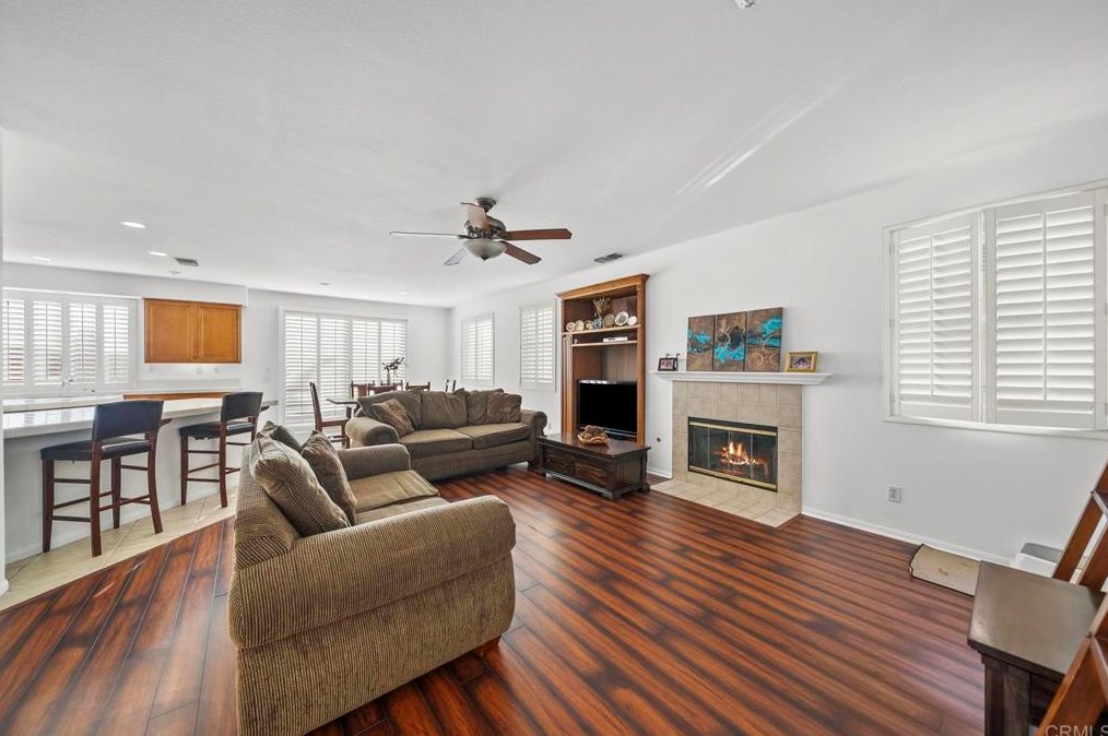 544 Rocking Horse Dr, Chula Vista CA  91914-4154 exterior