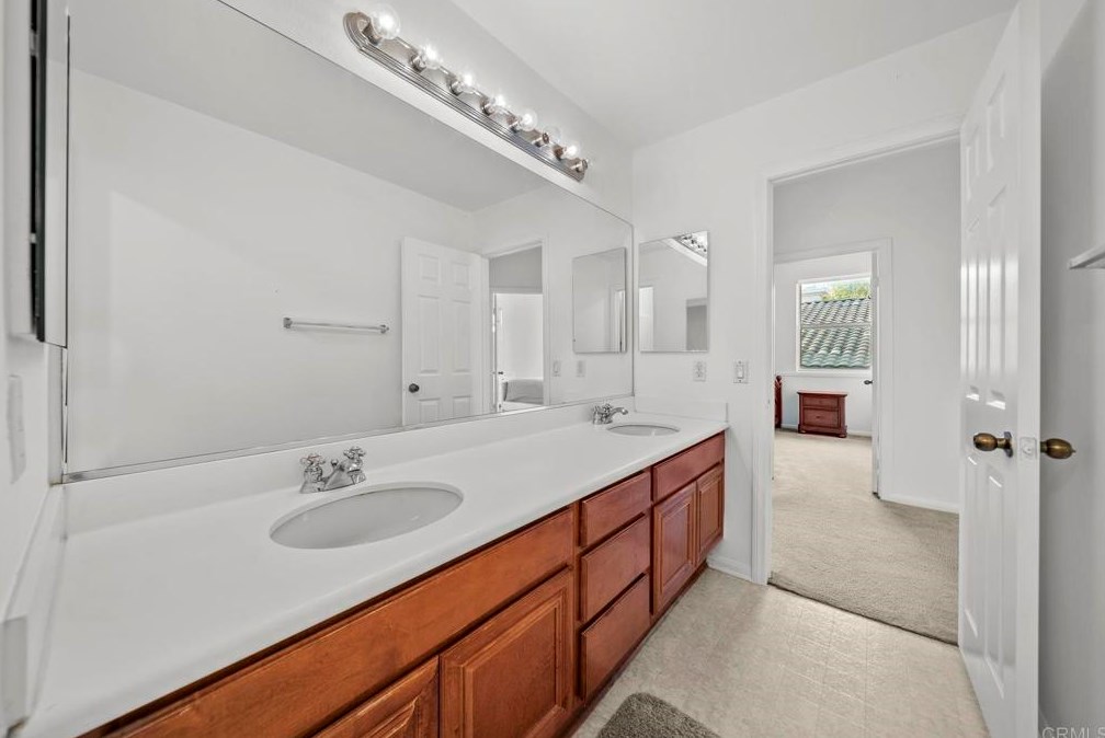 544 Rocking Horse Dr, Chula Vista CA  91914-4154 exterior