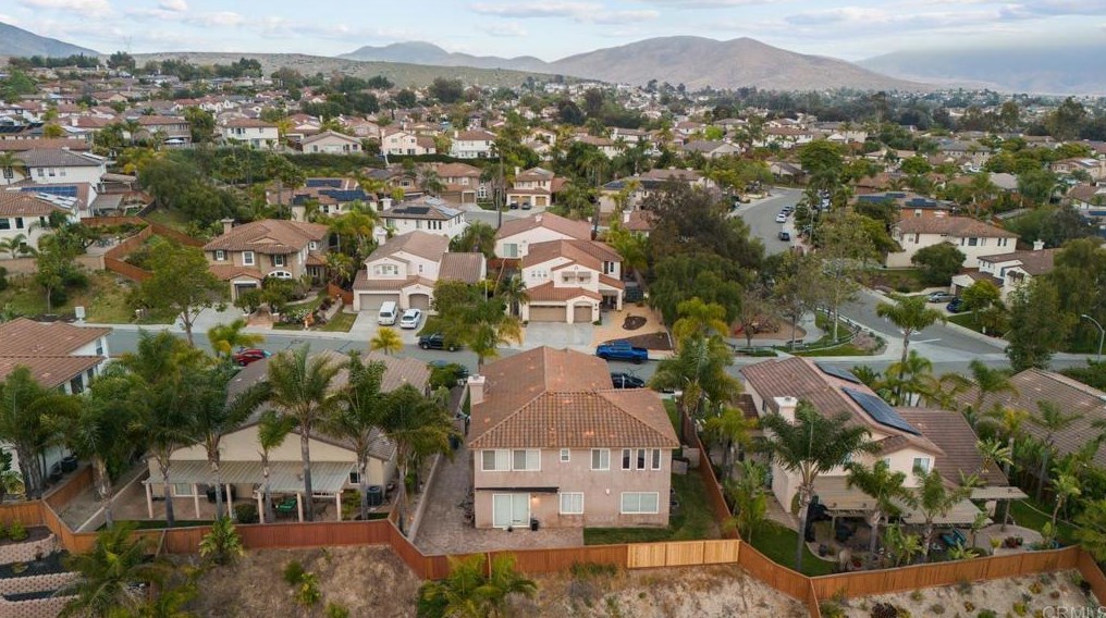 544 Rocking Horse Dr, Chula Vista CA  91914-4154 exterior