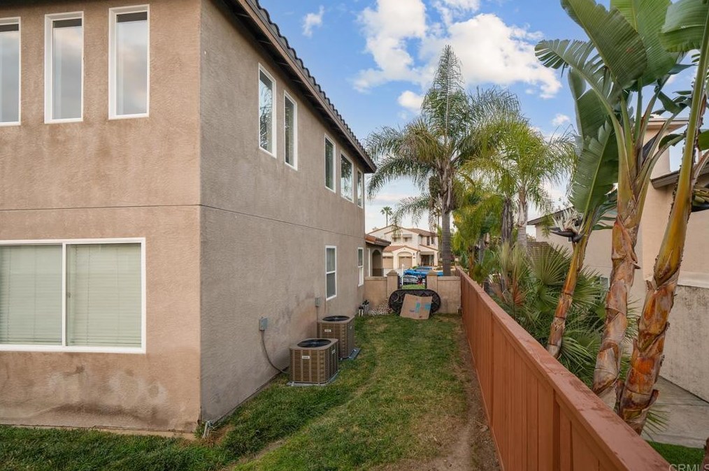 544 Rocking Horse Dr, Chula Vista CA  91914-4154 exterior