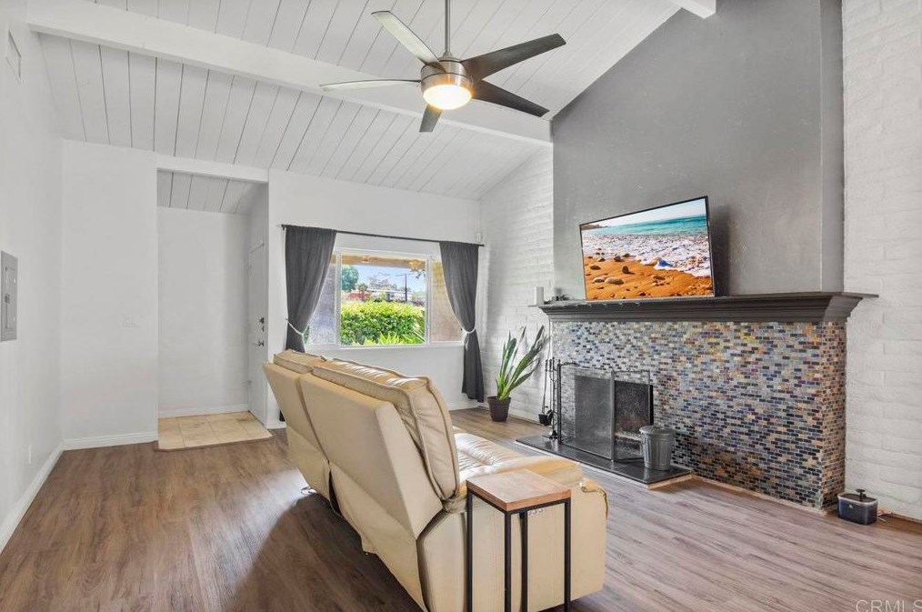 5750 Amaya Dr #5, La Mesa, CA 91942