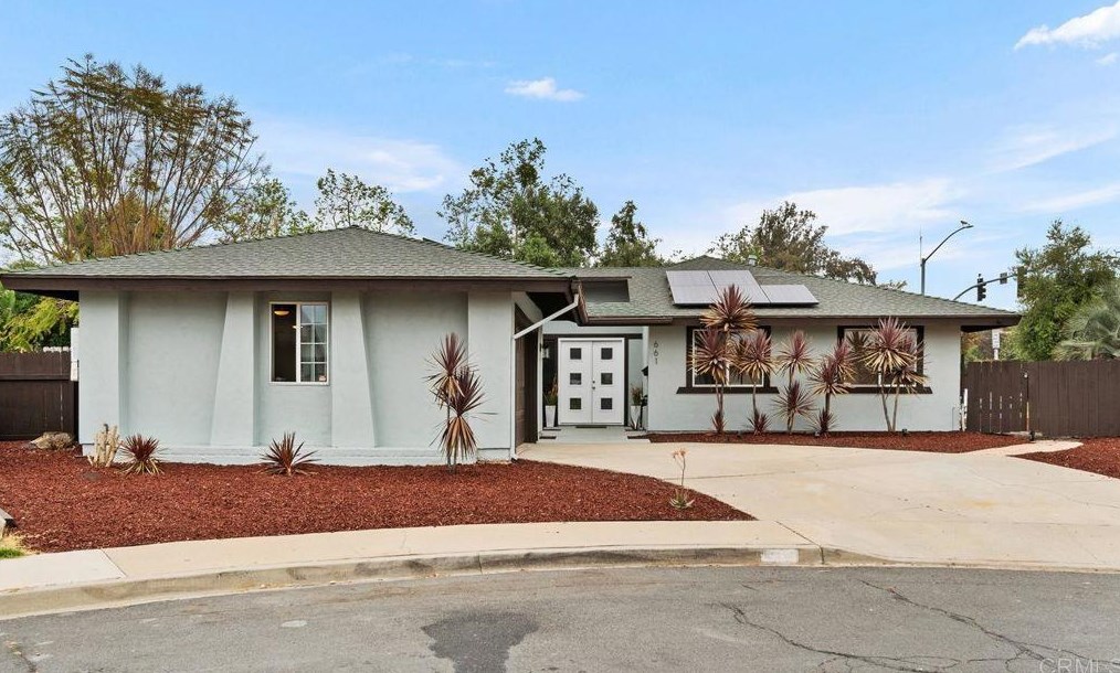 661 Balsam Ct, El Cajon, CA 92019-2630
