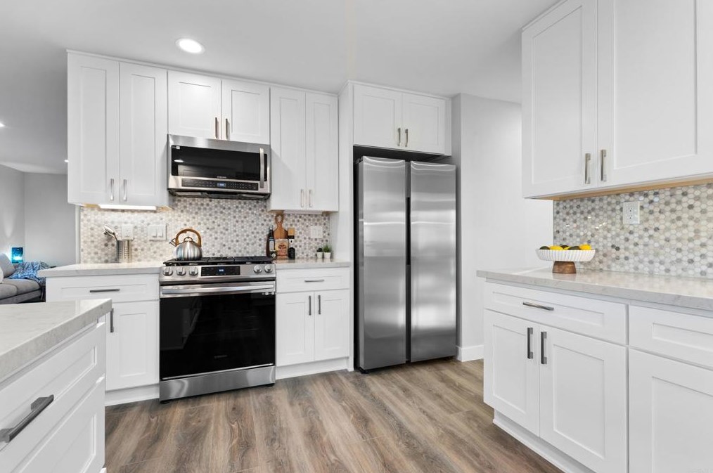 3654 Budd St, San Diego CA 92111-4334 exterior