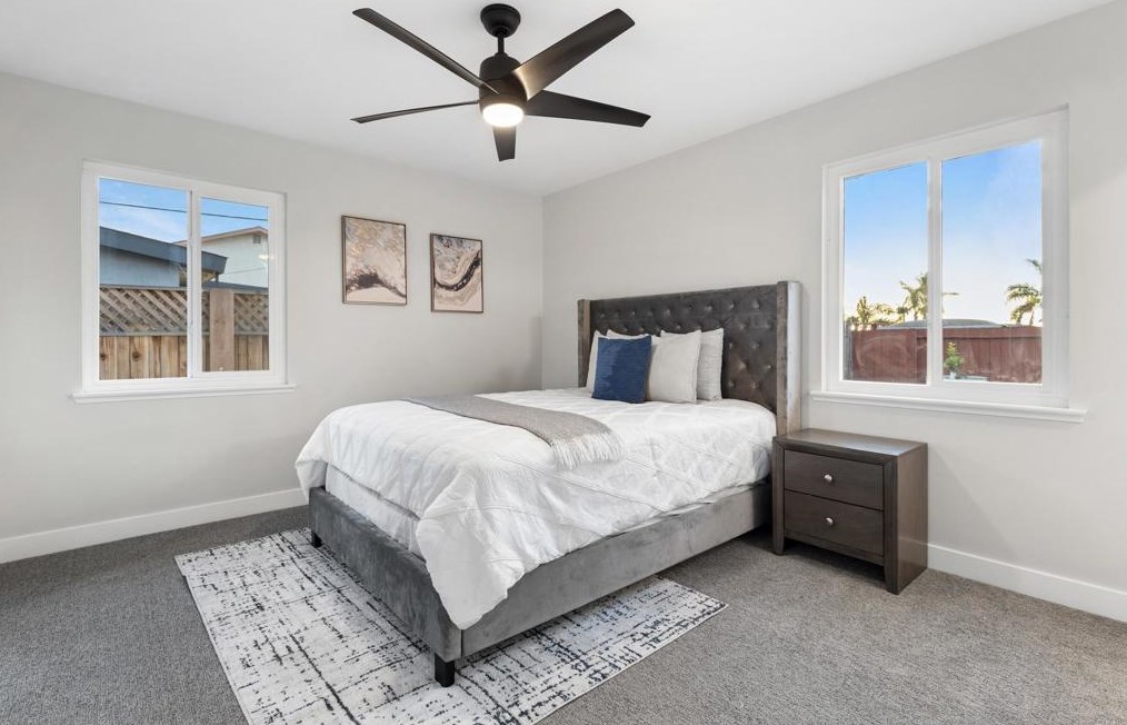 3654 Budd St, San Diego CA 92111-4334 exterior