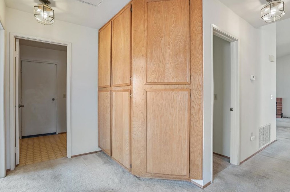 5237 Alamosa Park Dr, Oceanside CA  92057-6310 exterior