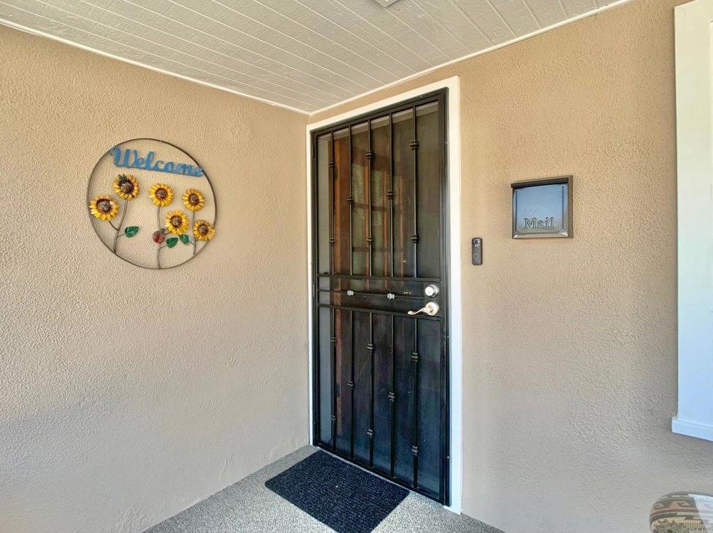 1636 Buckeye Dr, El Cajon, CA 92021