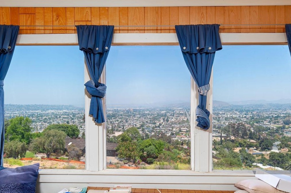 894 Bernita Rd, El Cajon, CA 92020-8276
