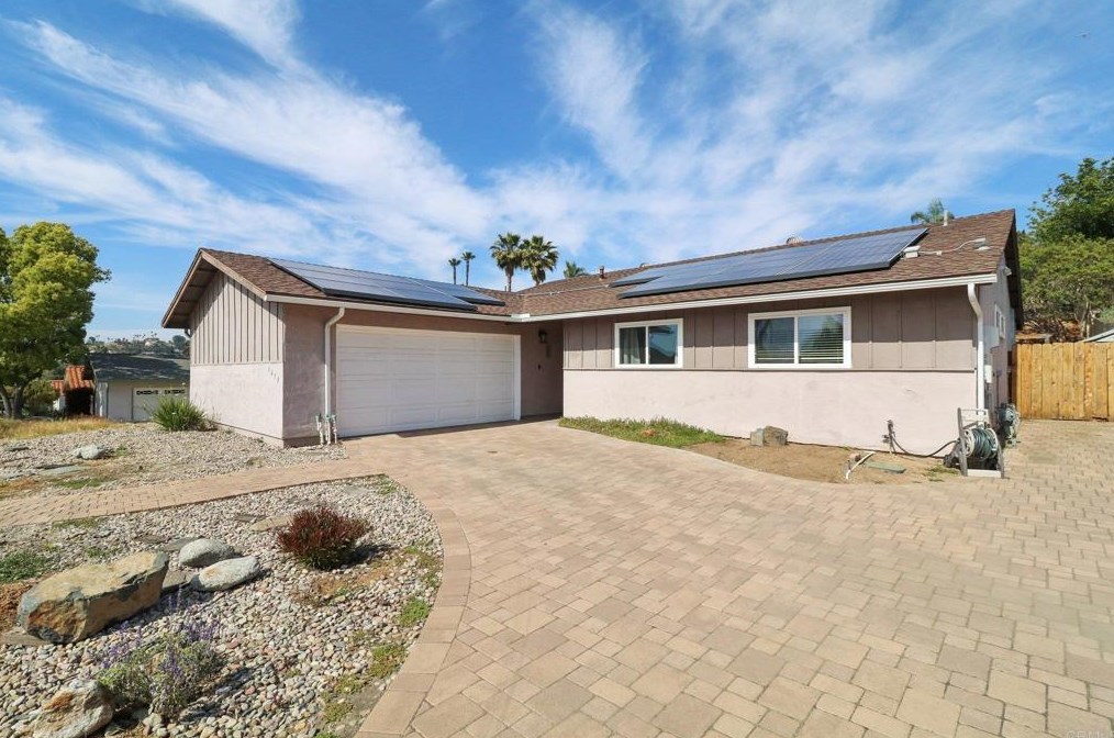 1619 Birdsong Pl, El Cajon, CA 92021-1524