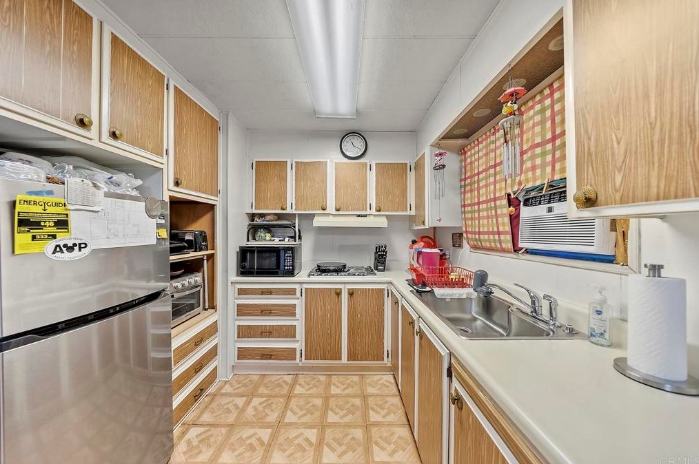 31 Via Nomentana, Chula Vista, CA 91910-1023
