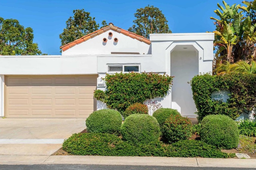 4682 Barcelona Way, Oceanside, CA 92056-5106
