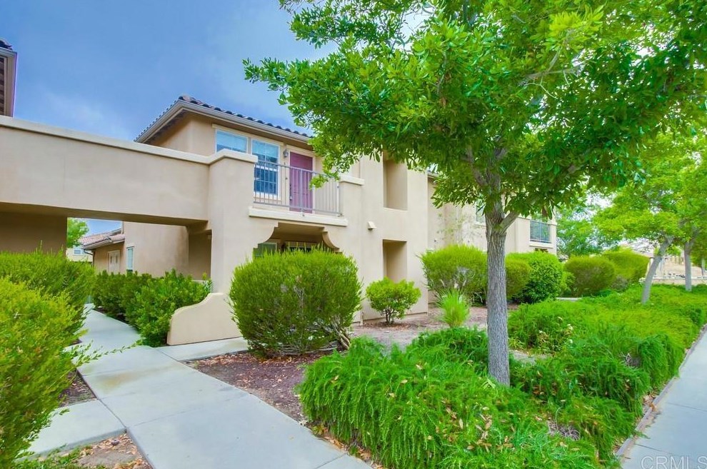 14692 Via Fiesta, San Diego, CA 92127-3883