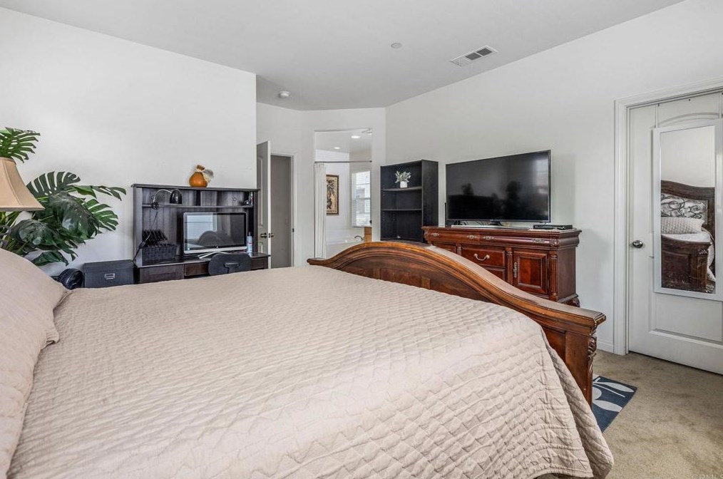 1527 Franceschi Dr, Chula Vista CA  91913-2516 exterior