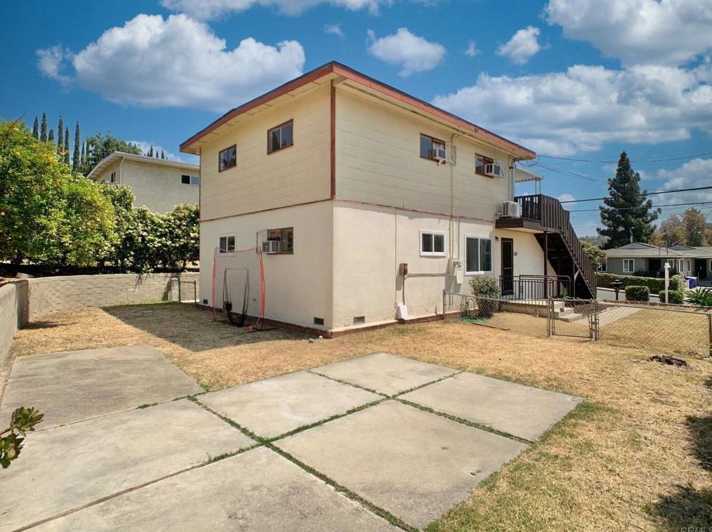 6110 Manor Dr, La Mesa, CA 91942-3621