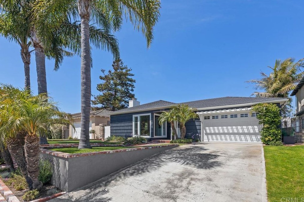 3330 Whittier St, San Diego, CA 92106-1613