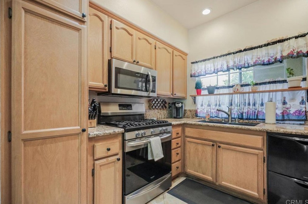 10955 Creekbridge Pl, San Diego CA 92128-5106 exterior