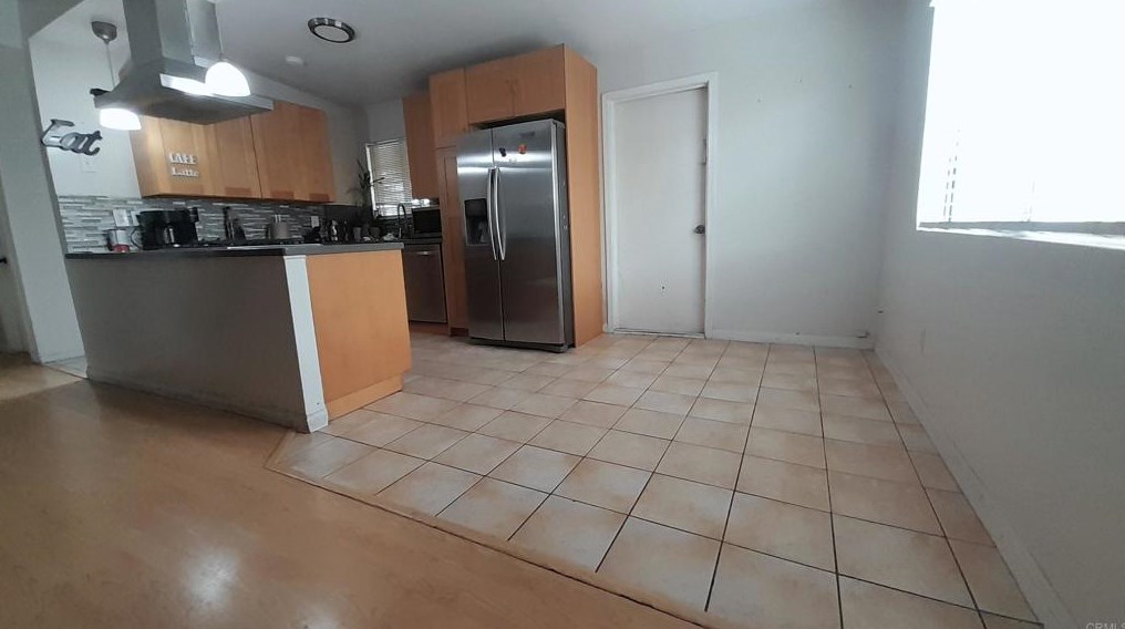 467 E Oxford St, Chula Vista, CA 91911