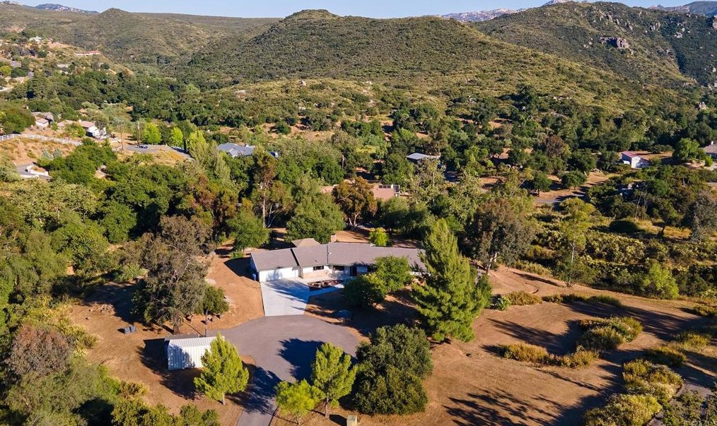 2456 Via Dieguenos, Alpine, CA 91901