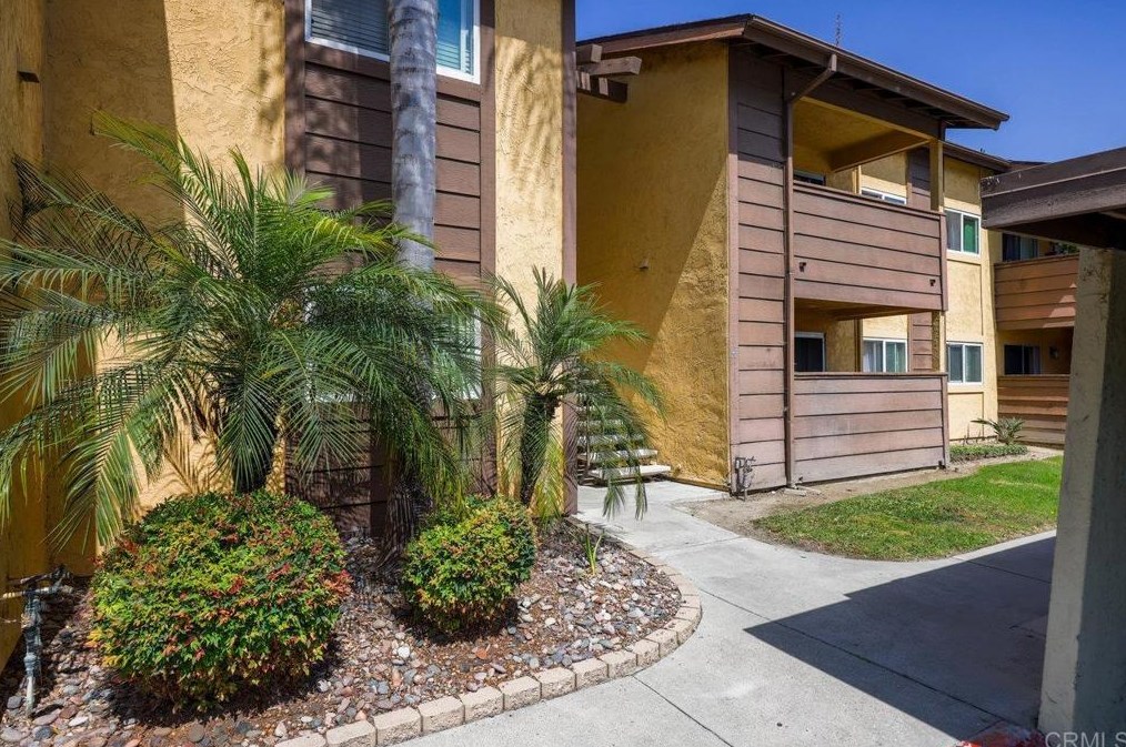 513 Calle Montecito #64, Oceanside, CA 92057