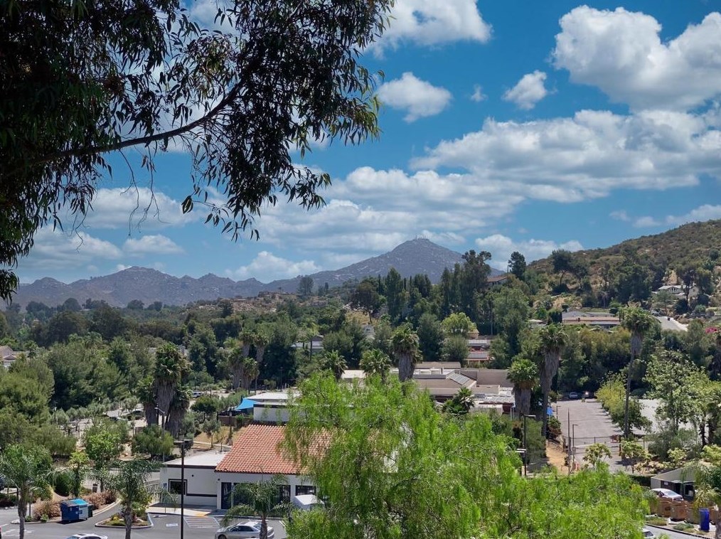 15883 Avenida Lamego, San Diego CA 92128-3150 exterior