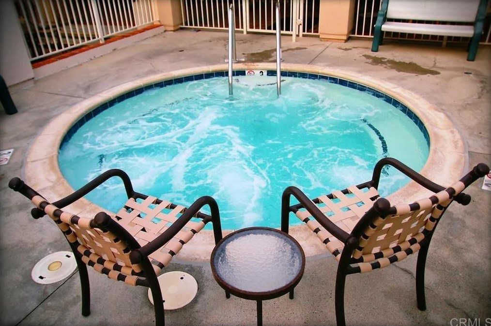 15883 Avenida Lamego, San Diego CA 92128-3150 exterior