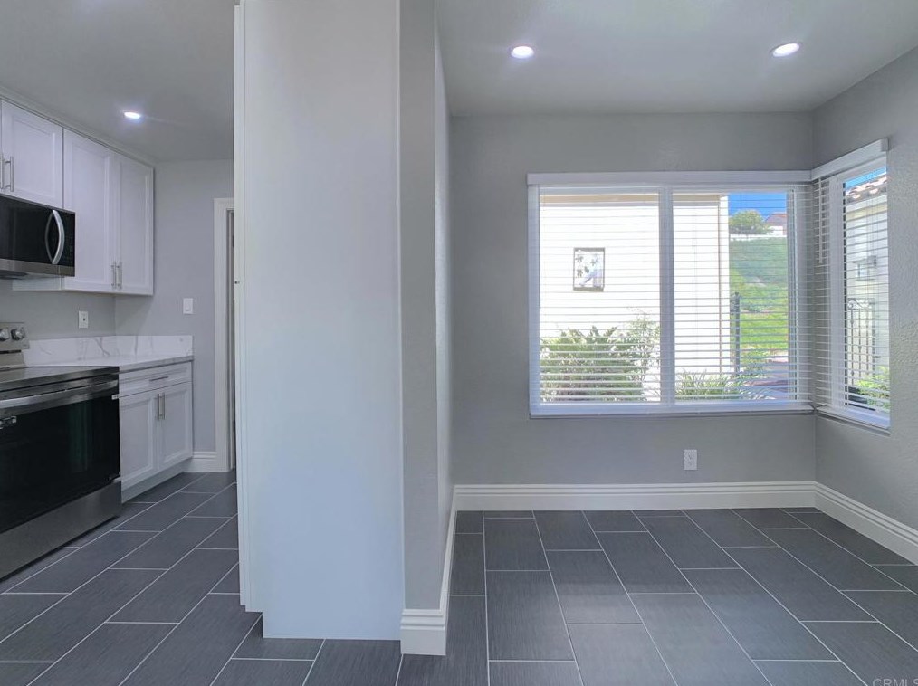 15883 Avenida Lamego, San Diego CA 92128-3150 exterior