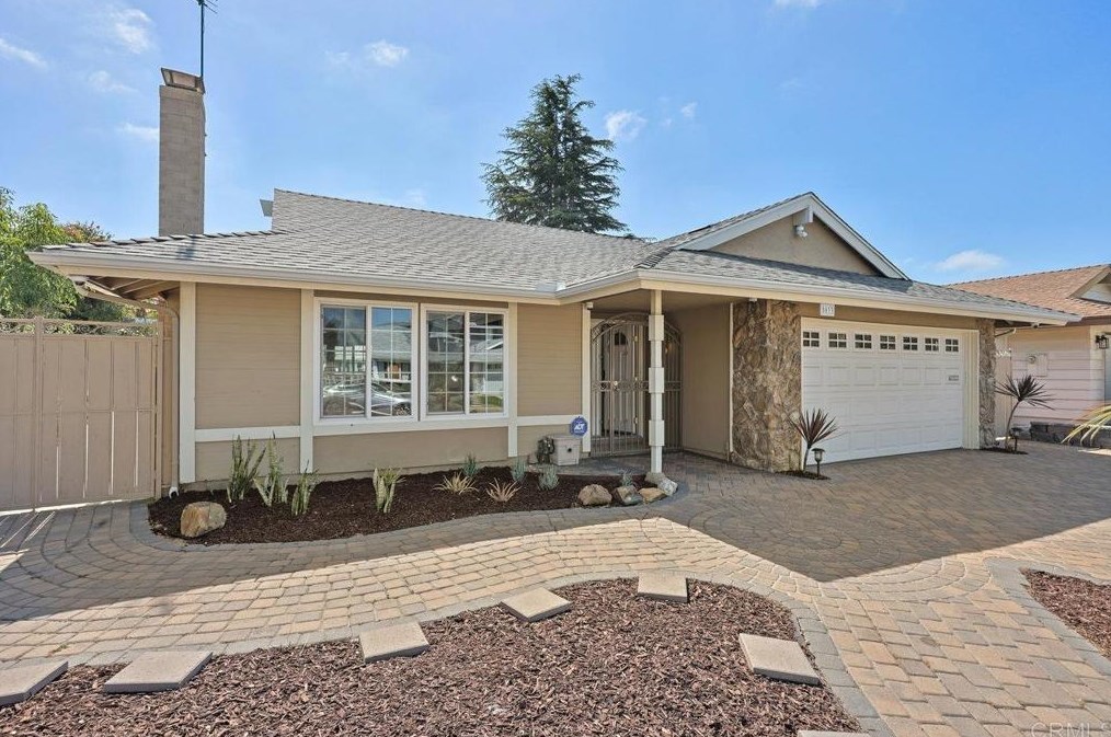 5033 Park Rim Dr, San Diego, CA 92117