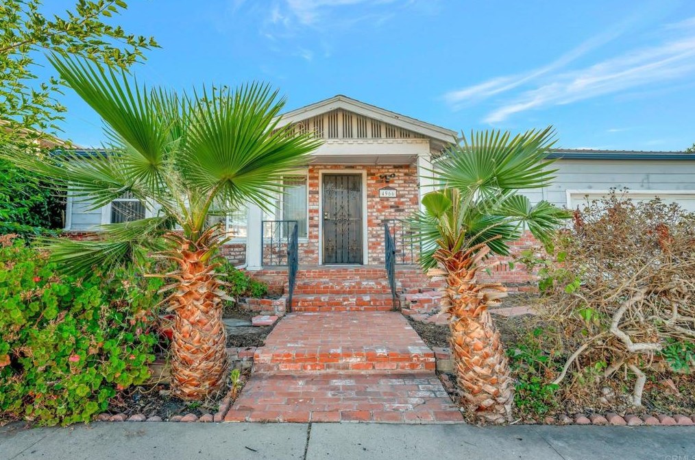 4966 68th St, San Diego, CA 92115-1703