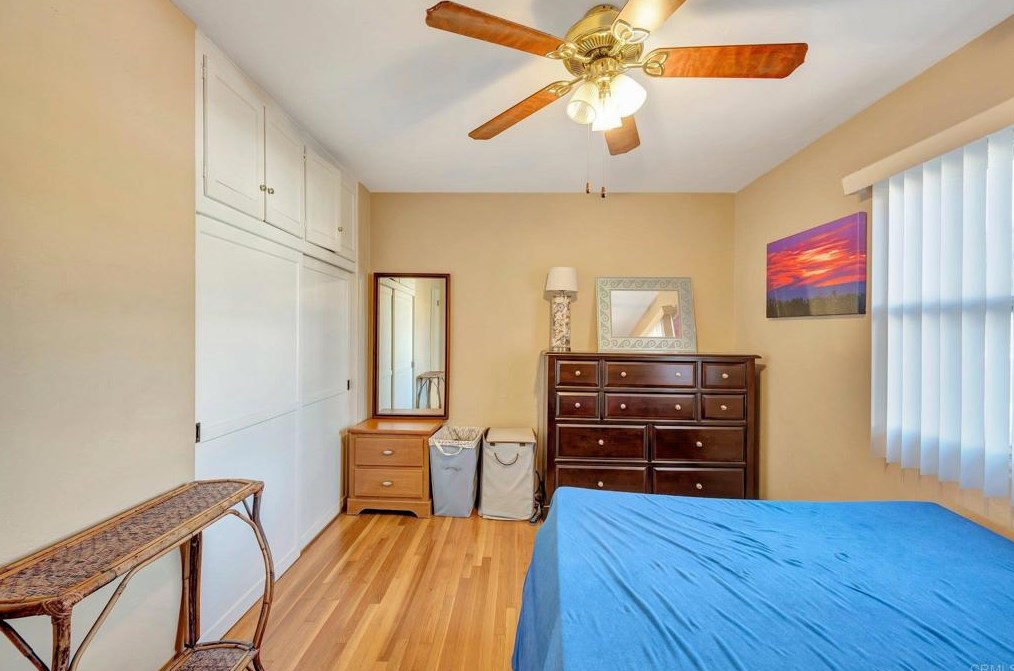 4966 68th St, San Diego CA  92115-1703 exterior