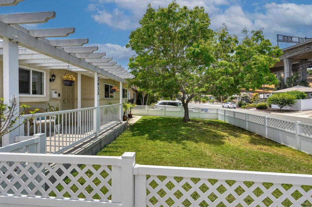 3435 Trophy Dr, La Mesa, CA 91941