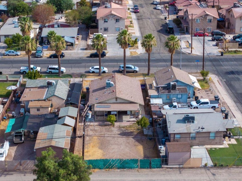 905 E 2nd St, Calexico, CA 92231