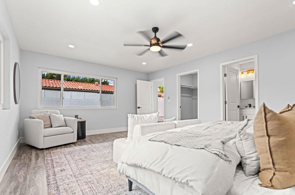 4542 Palm Ave, La Mesa CA  91941-5586 exterior