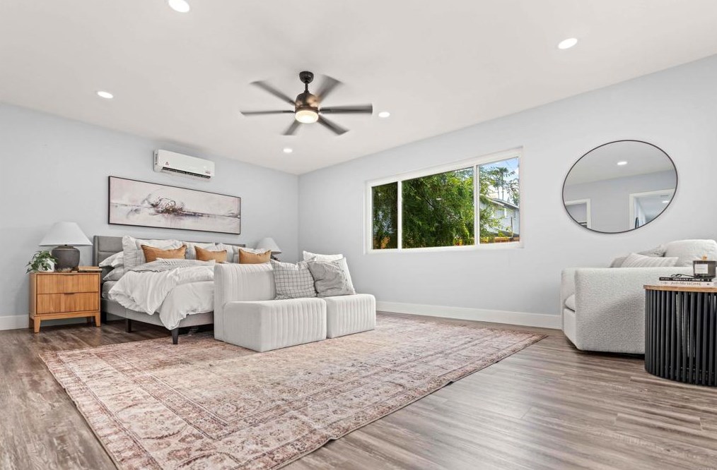 4542 Palm Ave, La Mesa CA  91941-5586 exterior