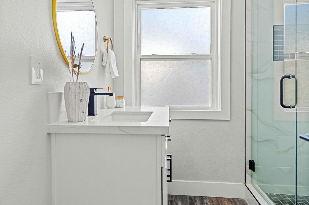 4542 Palm Ave, La Mesa CA  91941-5586 exterior