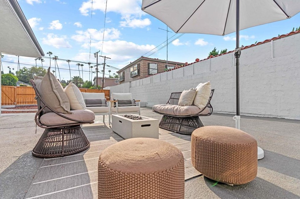 4542 Palm Ave, La Mesa CA  91941-5586 exterior