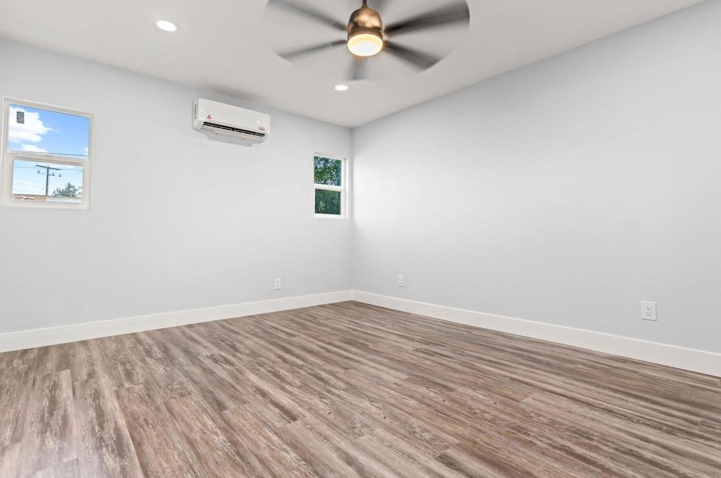 4542 Palm Ave, La Mesa CA  91941-5586 exterior