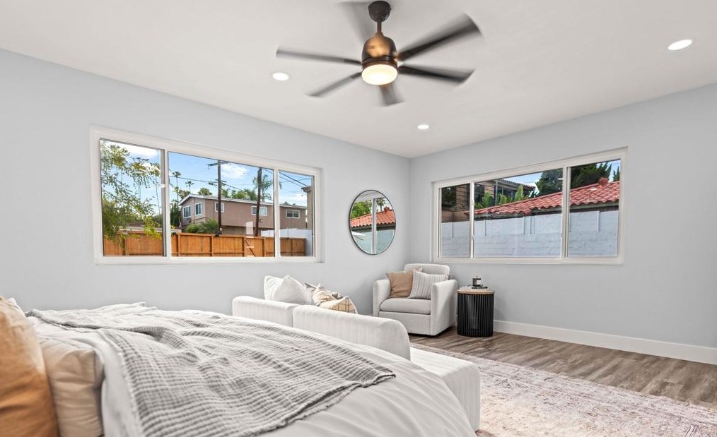 4542 Palm Ave, La Mesa CA  91941-5586 exterior