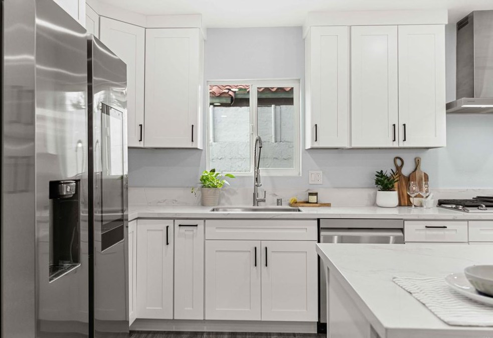 4542 Palm Ave, La Mesa CA  91941-5586 exterior