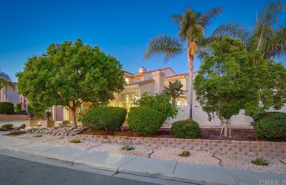 329 Plaza Paraiso, Chula Vista, CA 91914
