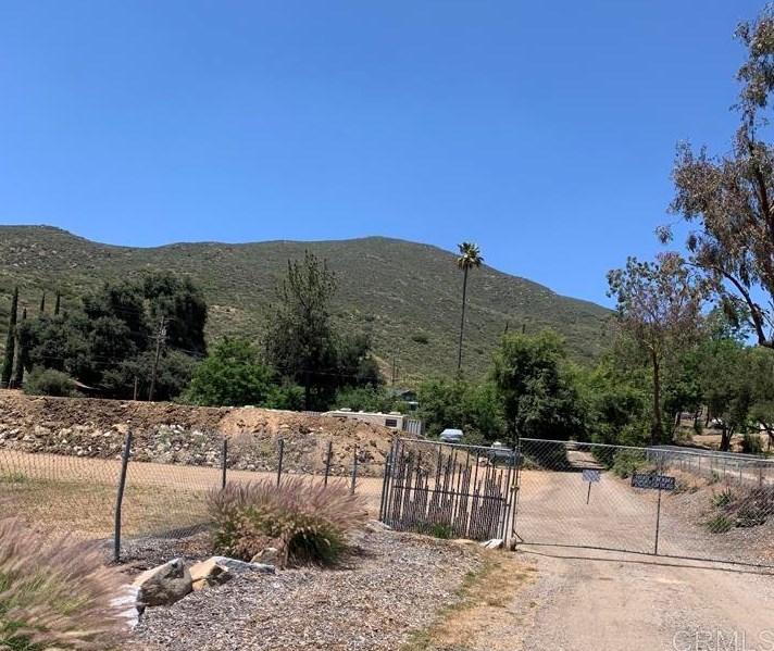 4048 Willows Rd, Alpine, CA 91901
