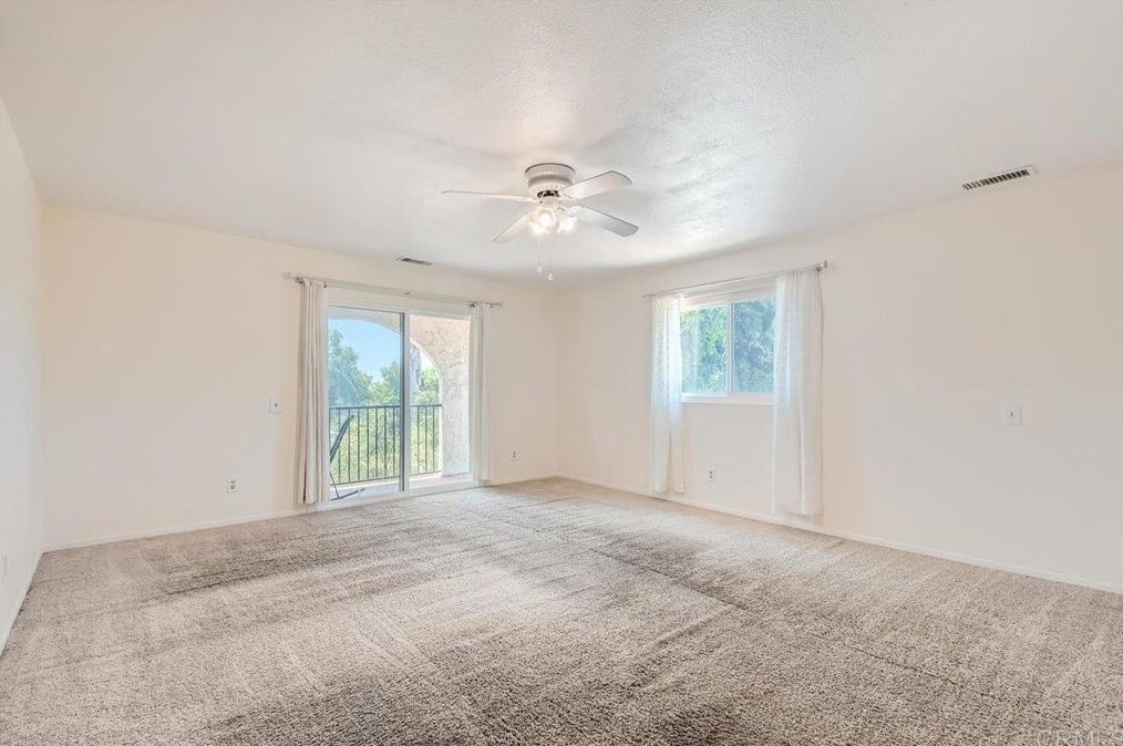 1858 Canyon Heights Rd, Fallbrook CA  92028-9784 exterior