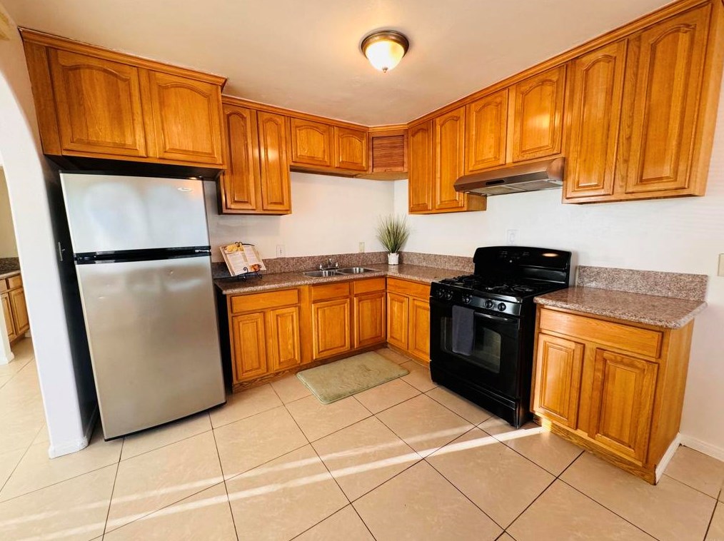 5622 Michael St, San Diego, CA 92105